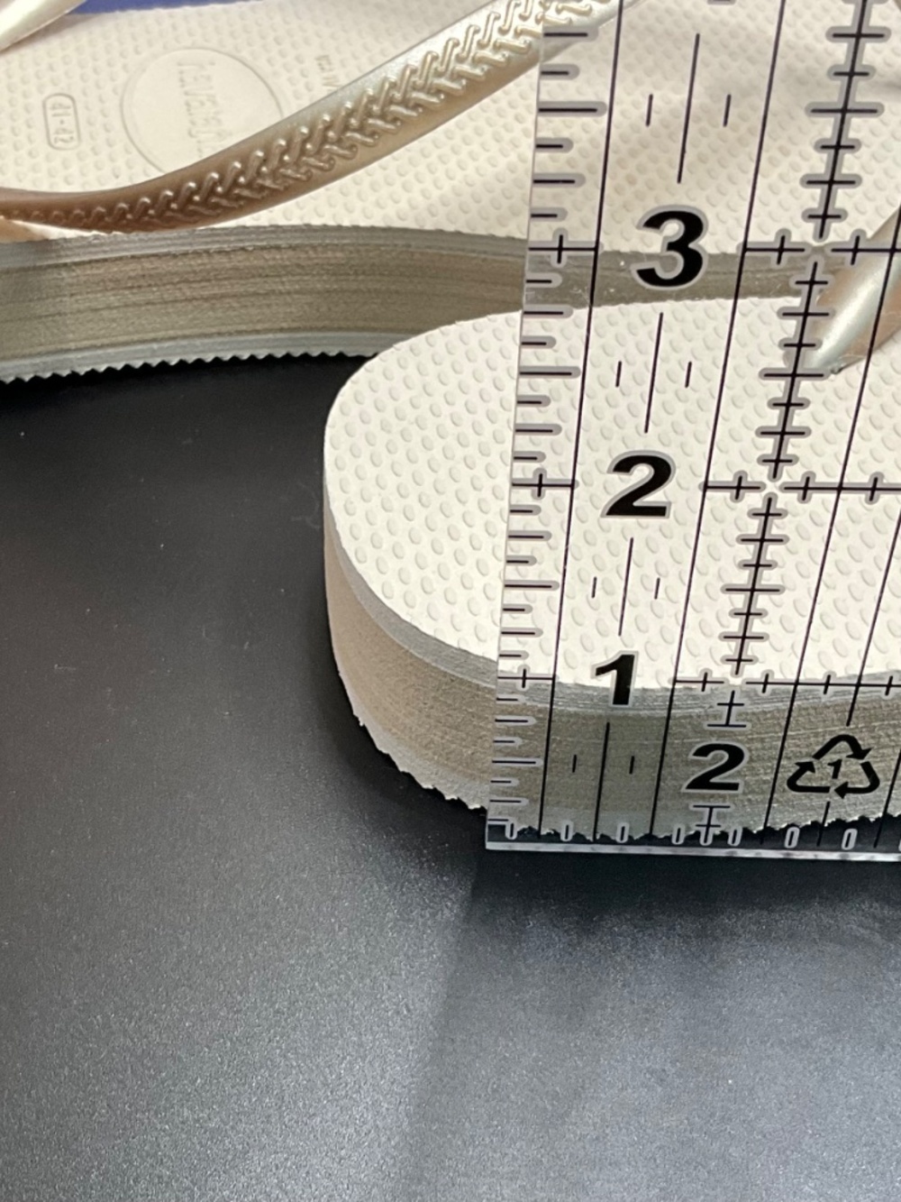 Havianas Slim Flatform Flip-Flops-Beige NWT US Women’s 10/Men’s 8.5/EU41-42 - Picture 4 of 6